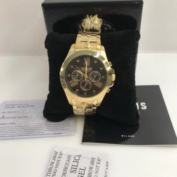 New Authentic VERSUS VERSACE Chrono Lion Bracelet Watch","description":"VERSUS V - Picture 12 of 15